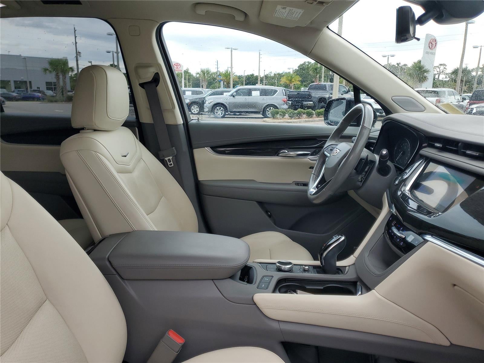 2020 Cadillac XT6 FWD Premium Luxury