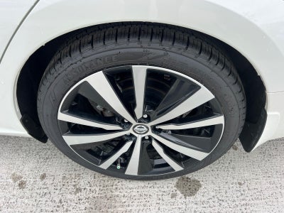 2022 Nissan Altima 2.0 SR