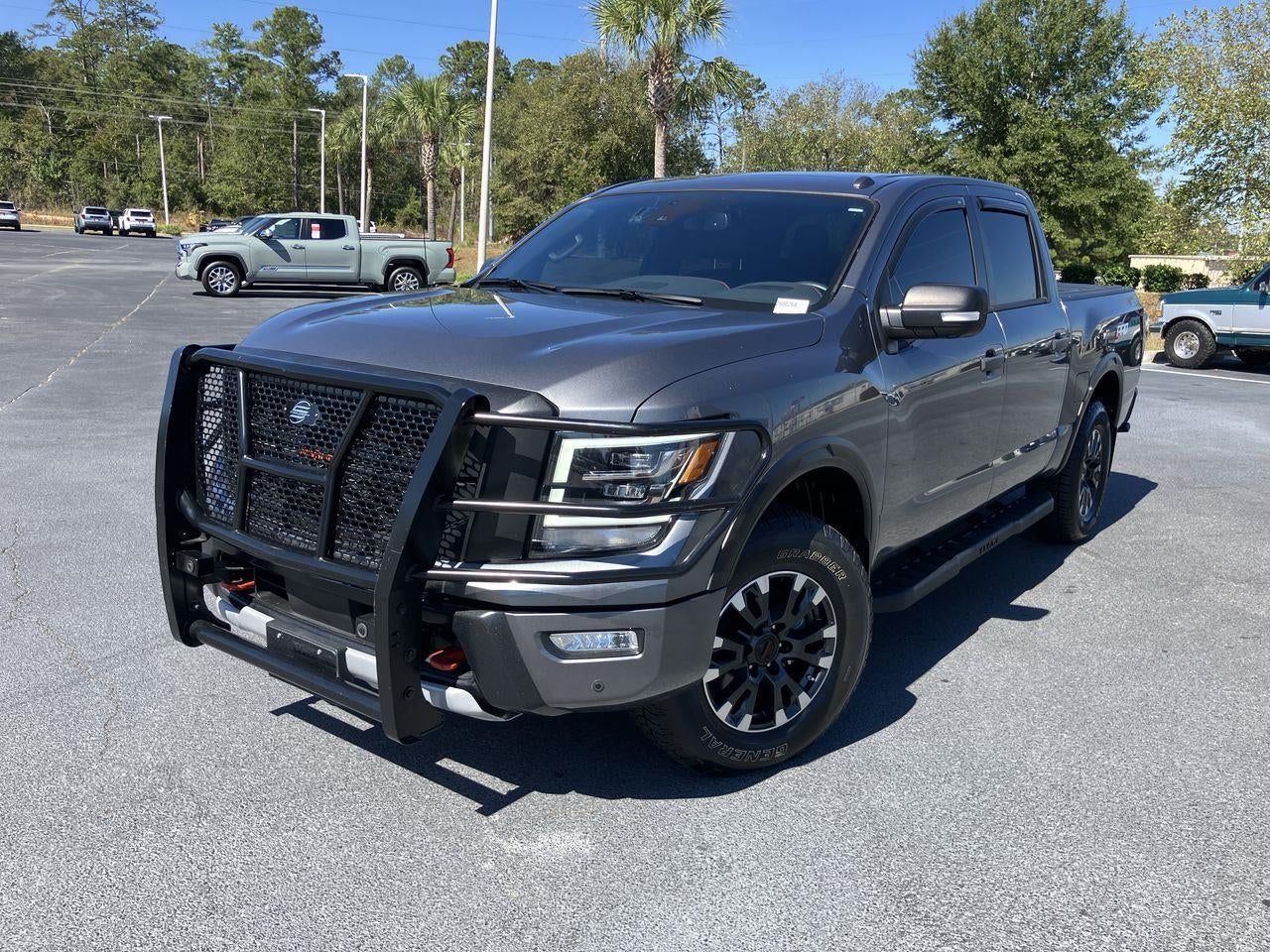 2021 Nissan Titan PRO-4X Crew Cab