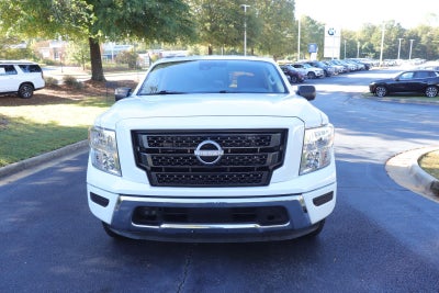 2023 Nissan Titan SV