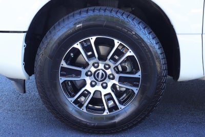 2023 Nissan Titan SV