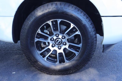 2023 Nissan Titan SV