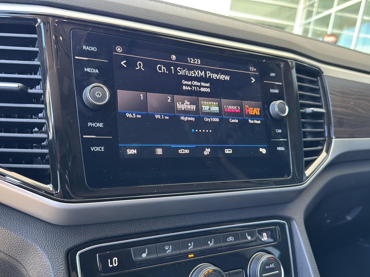 2023 Volkswagen Atlas 3.6L V6 SE w/Technology