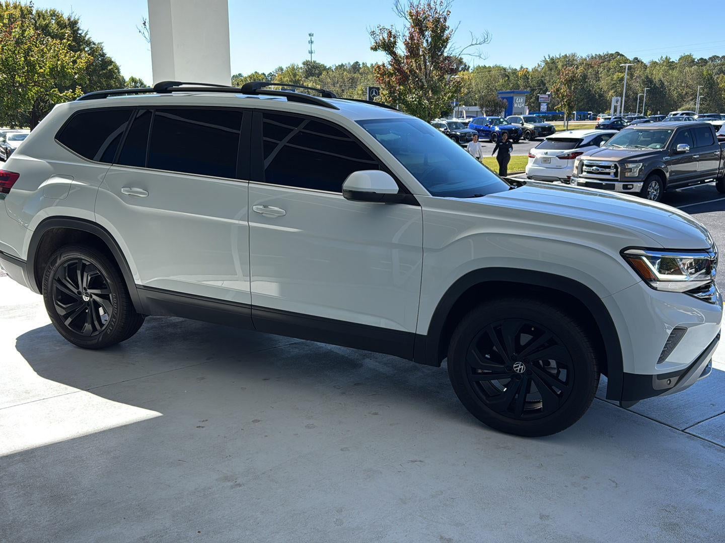 2023 Volkswagen Atlas 3.6L V6 SE w/Technology