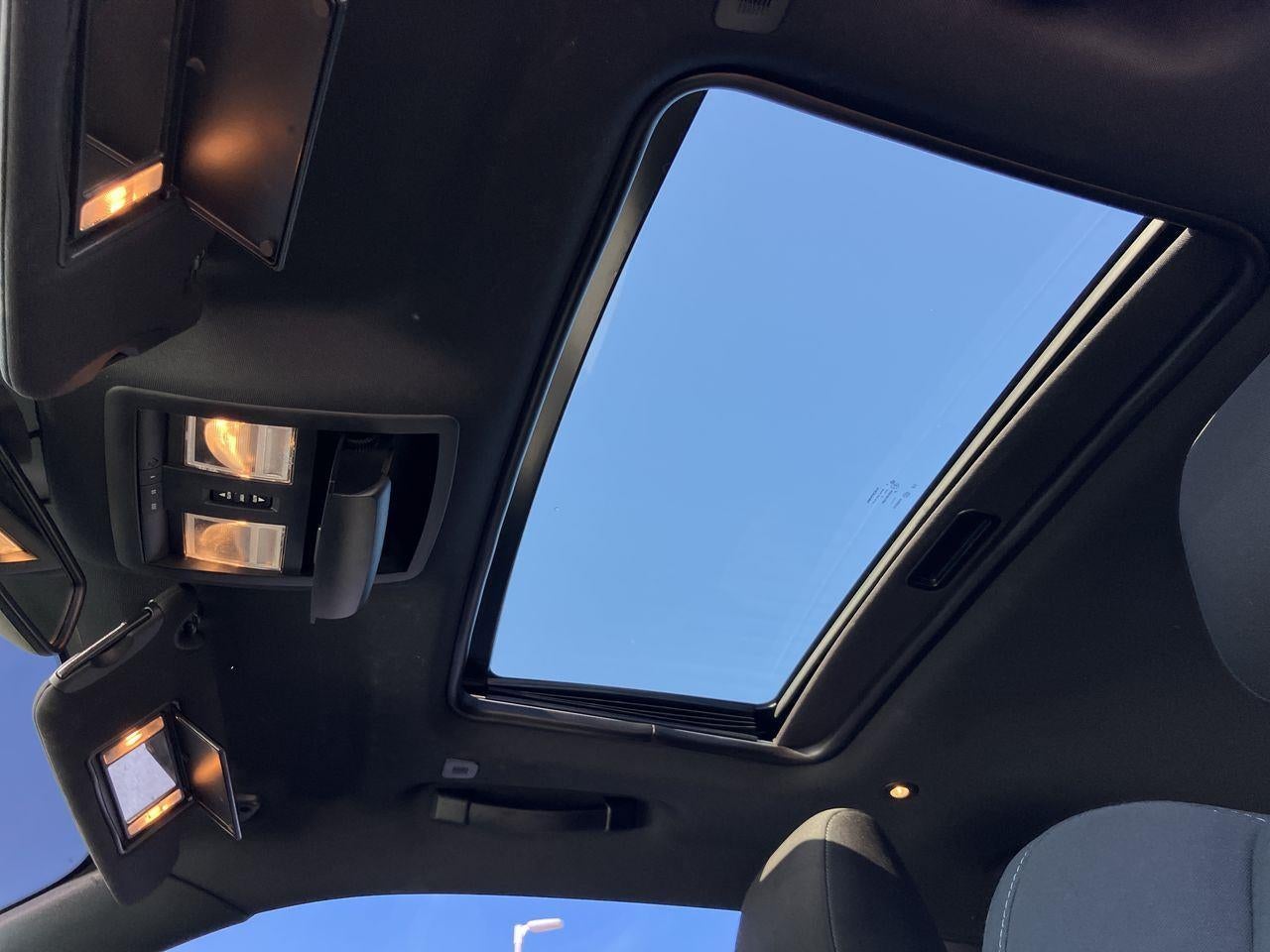 2020 Dodge Challenger R/T w/Blacktop Package