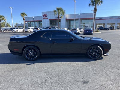 2020 Dodge Challenger R/T w/Blacktop Package
