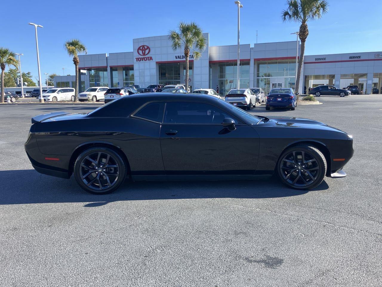 2020 Dodge Challenger R/T w/Blacktop Package