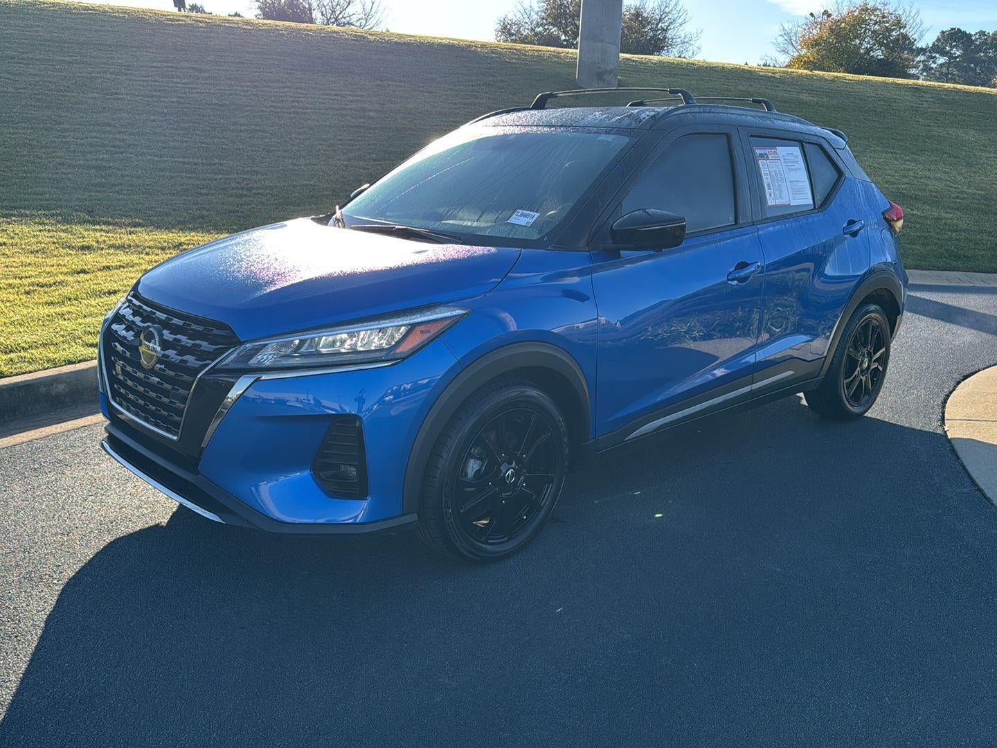 2021 Nissan Kicks SR