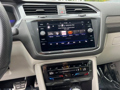 2023 Volkswagen Tiguan SE R-Line Black