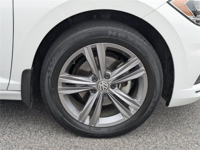 2019 Volkswagen Jetta R-Line