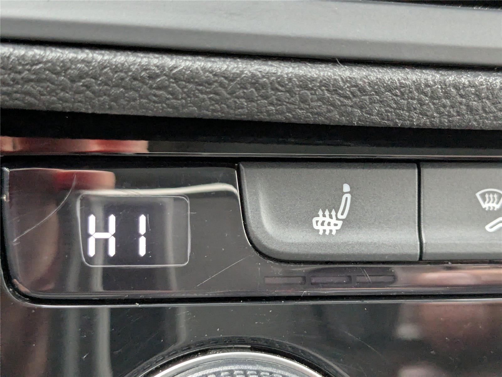 2019 Volkswagen Jetta R-Line