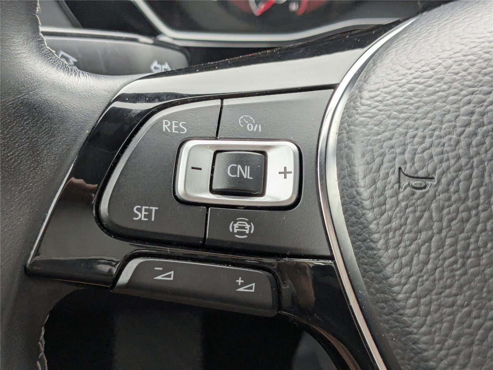 2019 Volkswagen Jetta R-Line