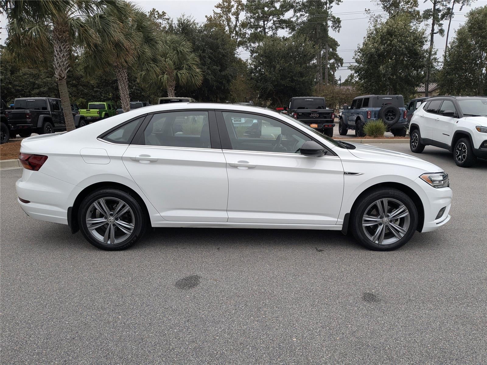 2019 Volkswagen Jetta R-Line