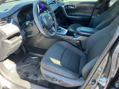 2023 Toyota RAV4 Hybrid SE