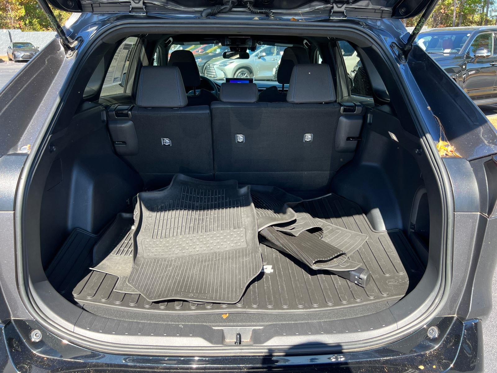 2023 Toyota RAV4 Hybrid SE