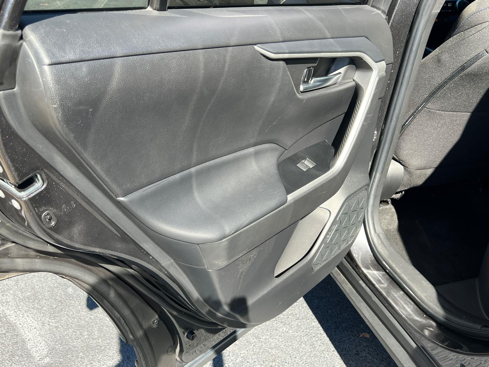 2023 Toyota RAV4 Hybrid SE