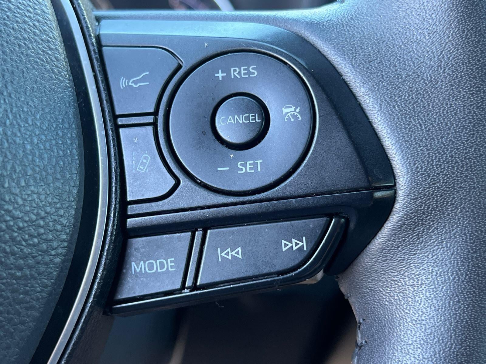 2023 Toyota RAV4 Hybrid SE