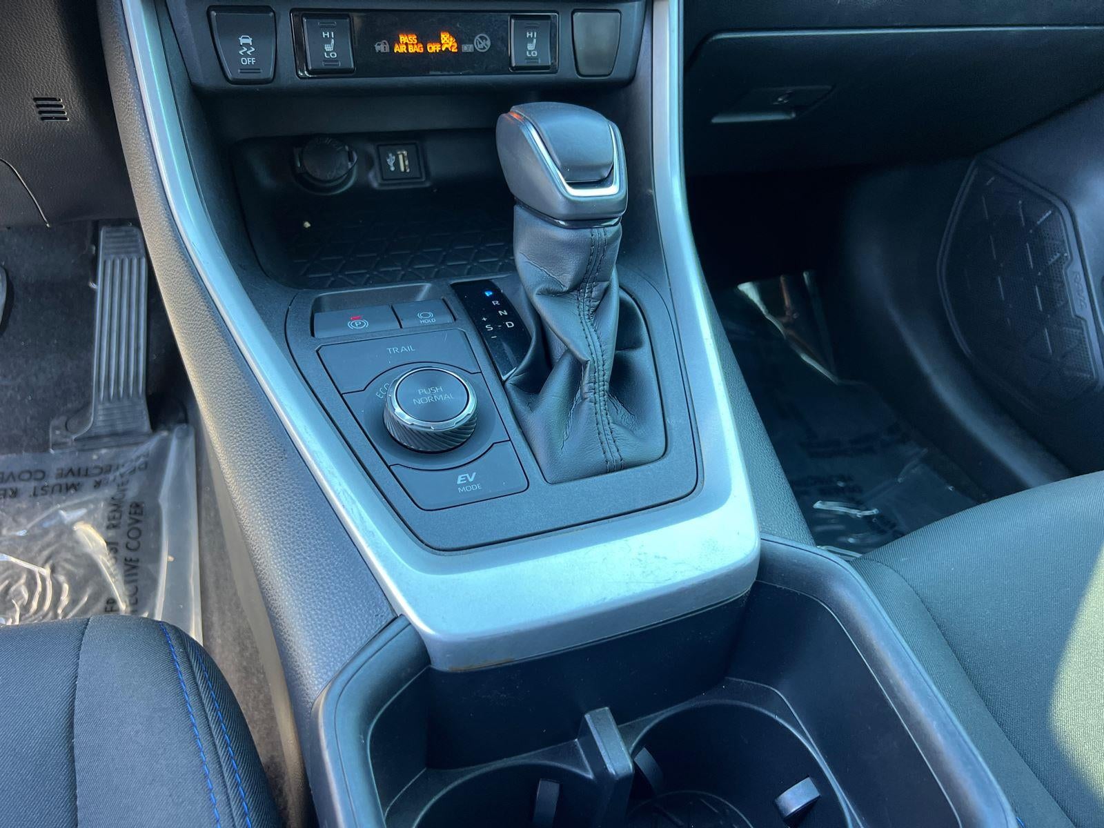 2023 Toyota RAV4 Hybrid SE