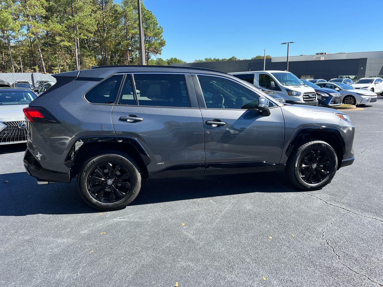 2023 Toyota RAV4 Hybrid SE