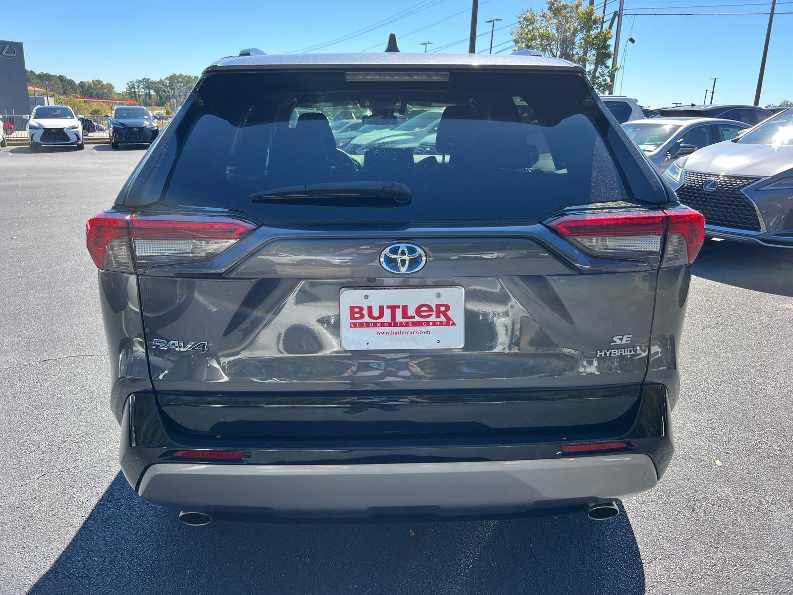 2023 Toyota RAV4 Hybrid SE