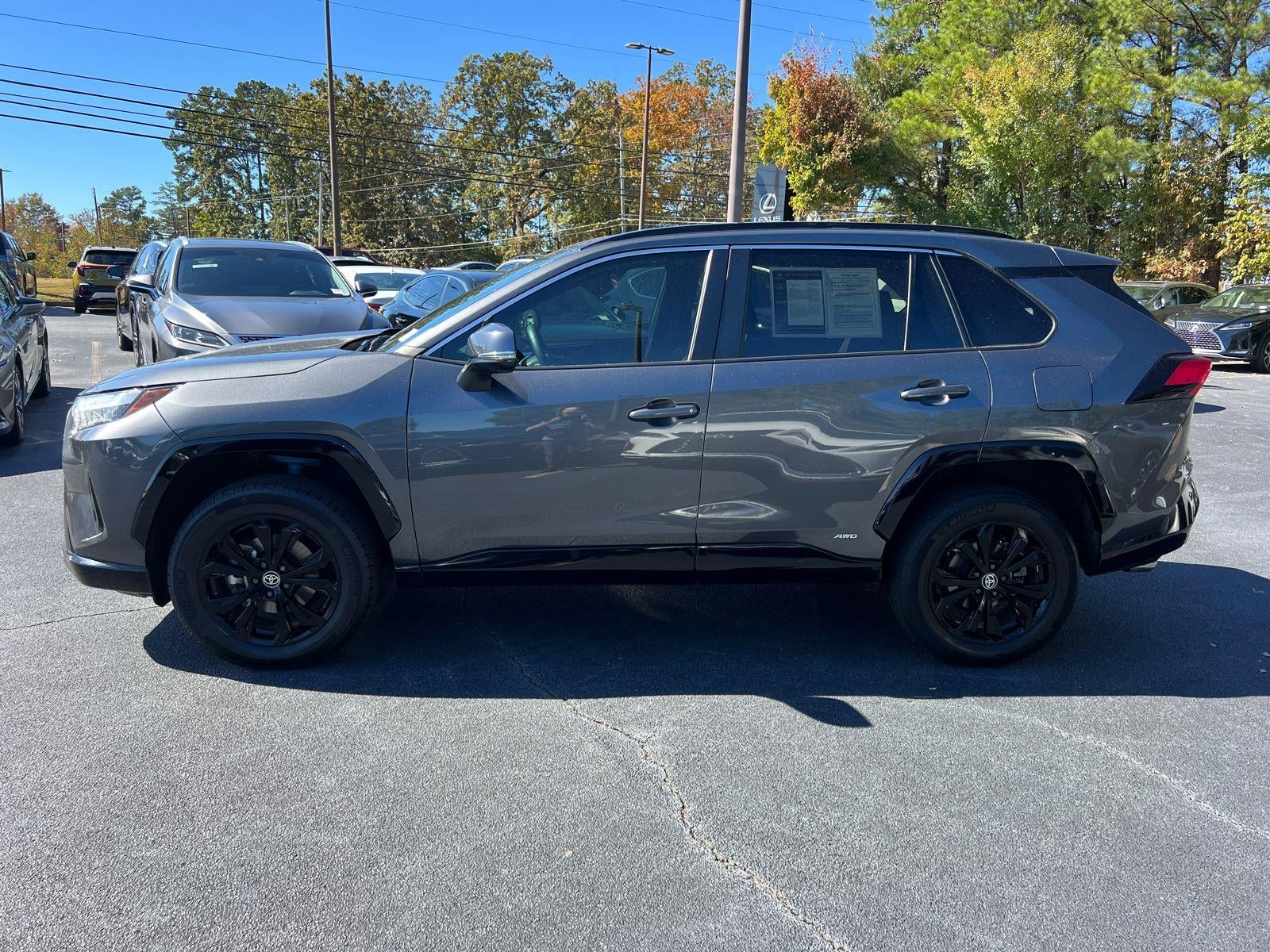 2023 Toyota RAV4 Hybrid SE