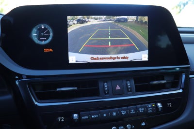 2023 Lexus ES ES 350 F SPORT Handling