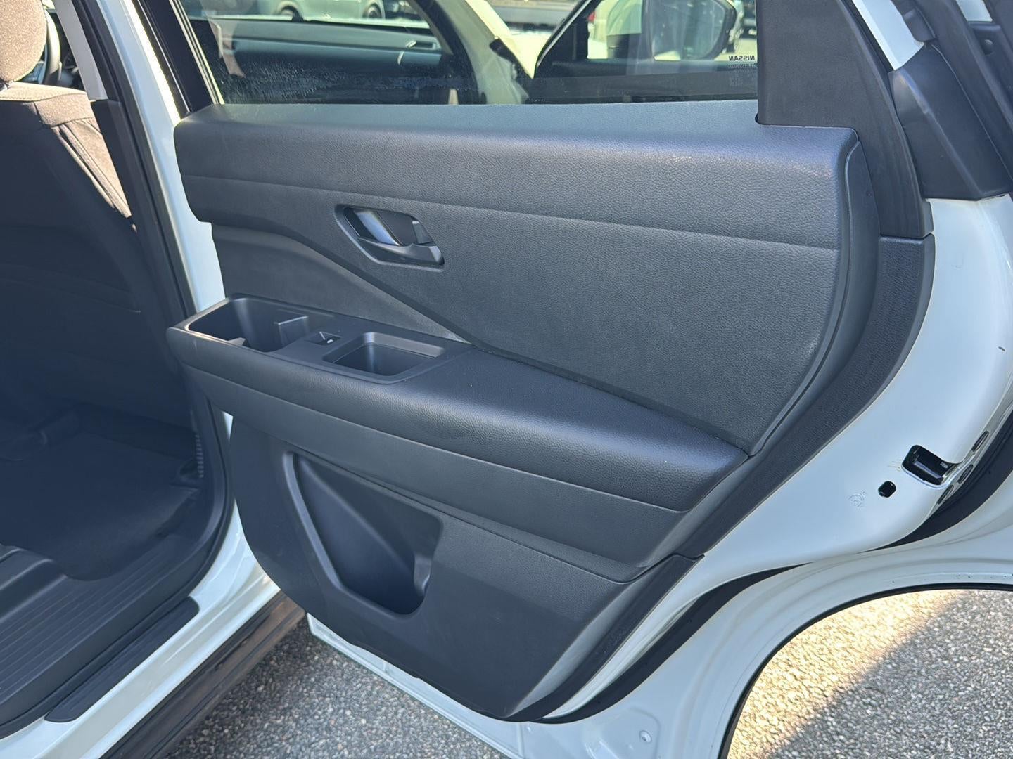 2023 Nissan Pathfinder SV