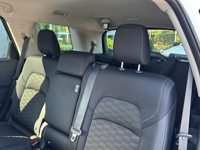 2023 Nissan Pathfinder SV