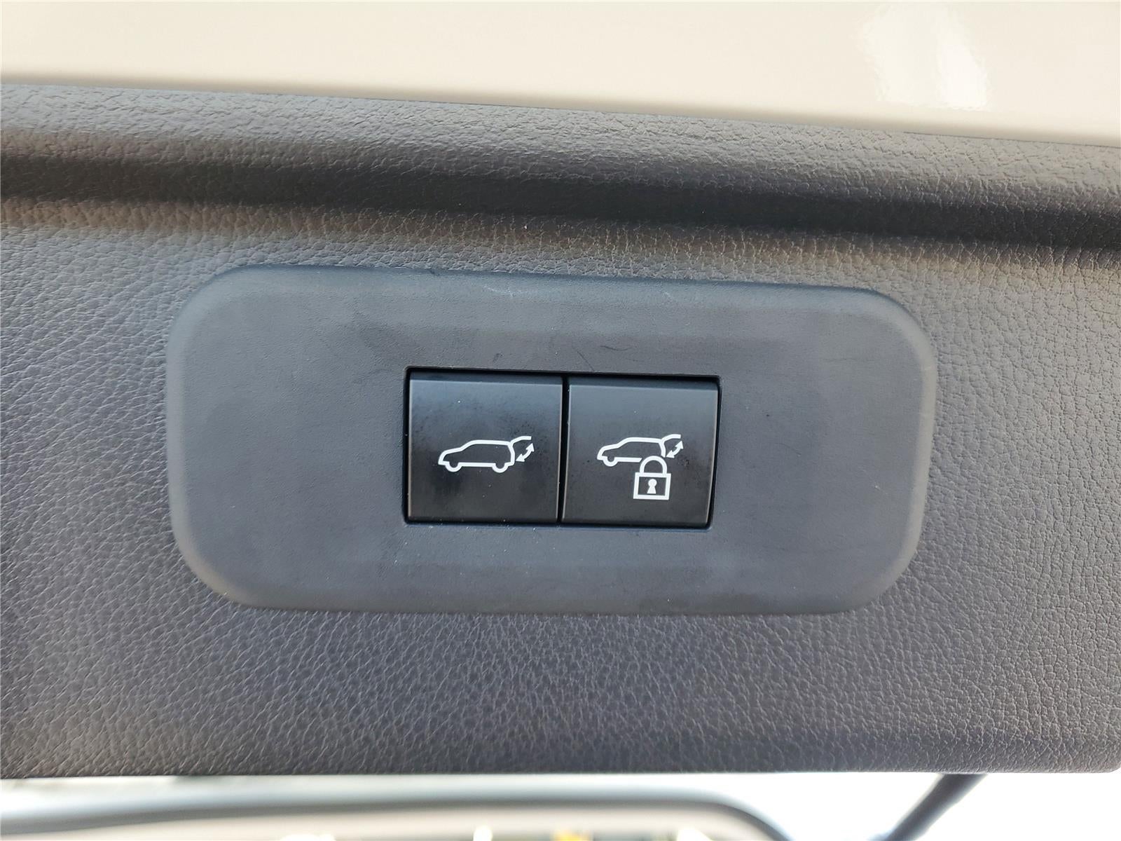 2025 Toyota Grand Highlander LE