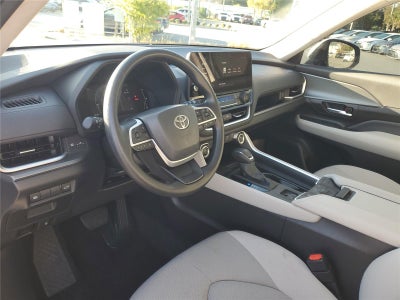 2025 Toyota Grand Highlander LE