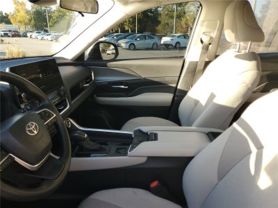 2025 Toyota Grand Highlander LE