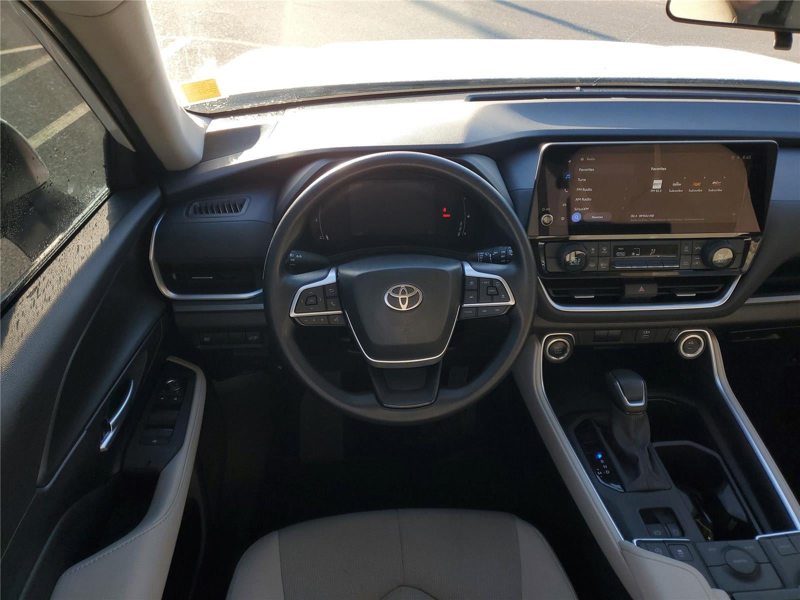 2025 Toyota Grand Highlander LE