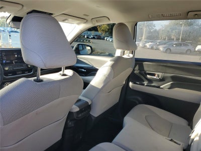 2025 Toyota Grand Highlander LE