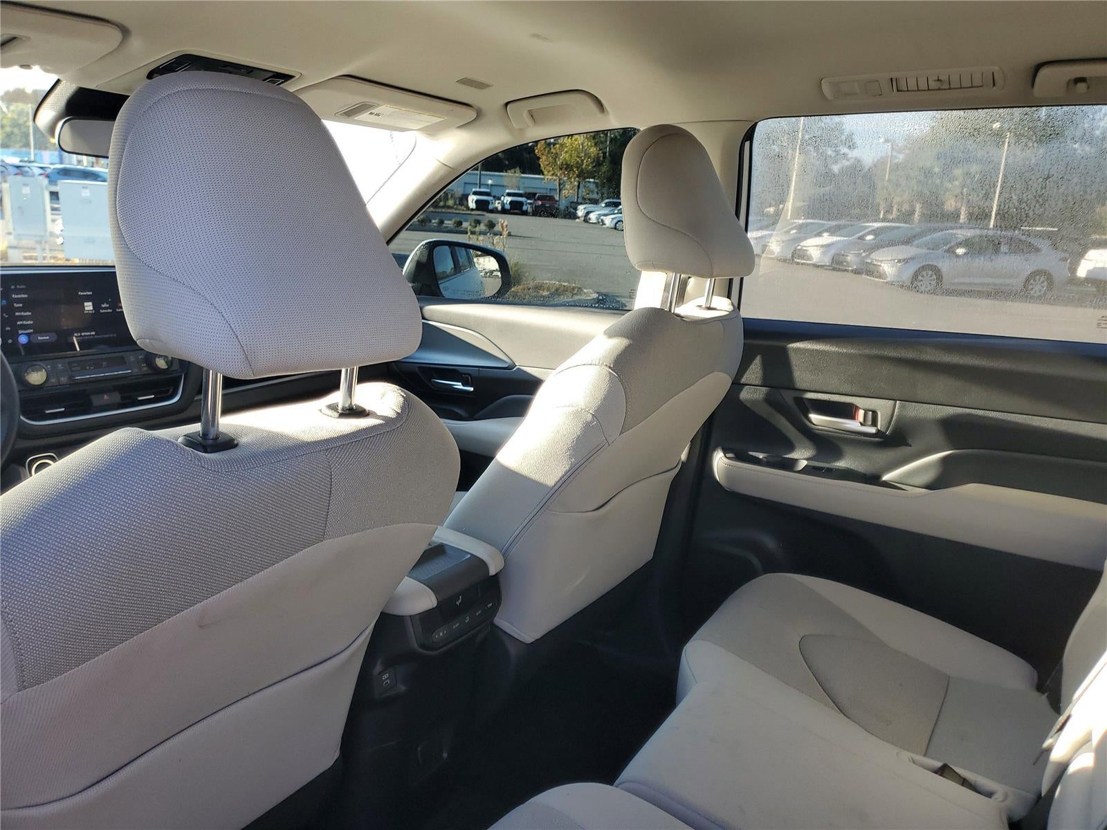 2025 Toyota Grand Highlander LE