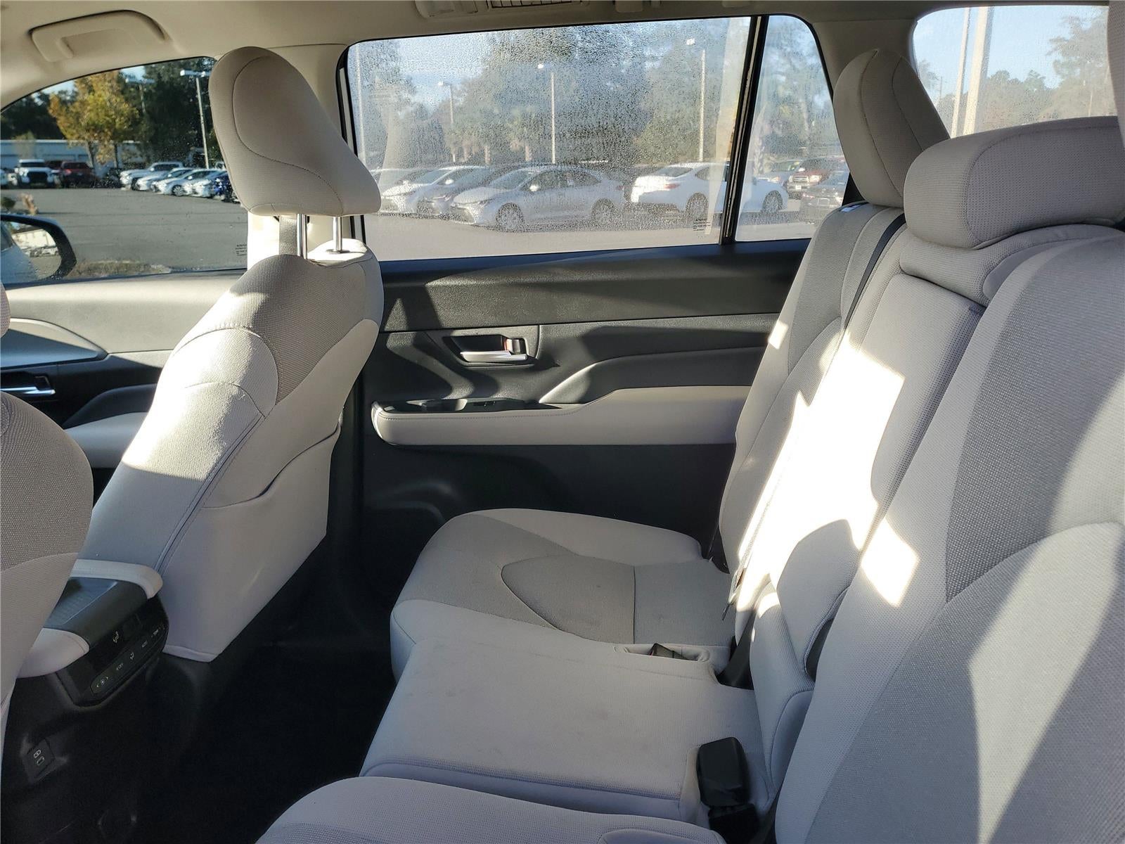 2025 Toyota Grand Highlander LE