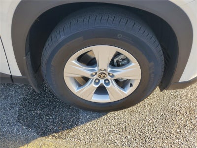 2025 Toyota Grand Highlander LE