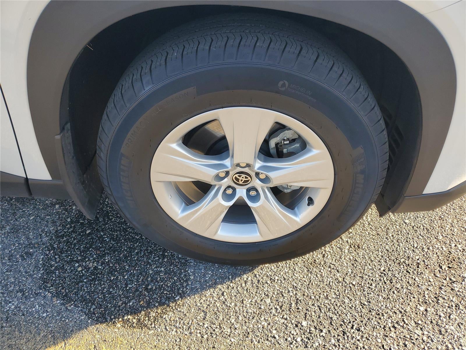 2025 Toyota Grand Highlander LE