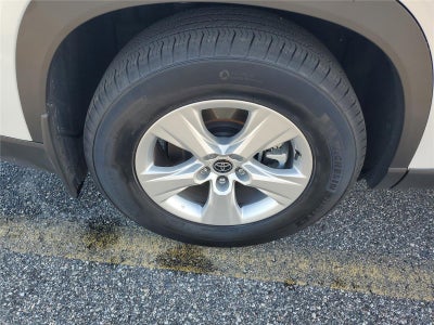 2025 Toyota Grand Highlander LE