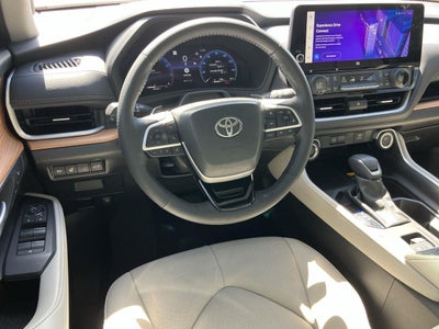 2024 Toyota Grand Highlander Platinum AWD