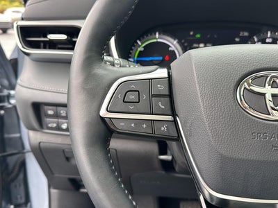 2021 Toyota Highlander Hybrid Platinum