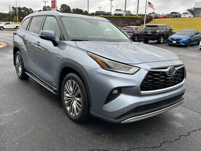 2021 Toyota Highlander Hybrid Platinum