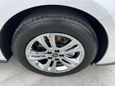 2023 Toyota Sienna Platinum