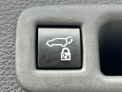 2023 Toyota Sienna Platinum