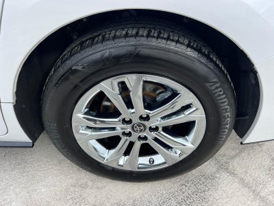 2023 Toyota Sienna Platinum