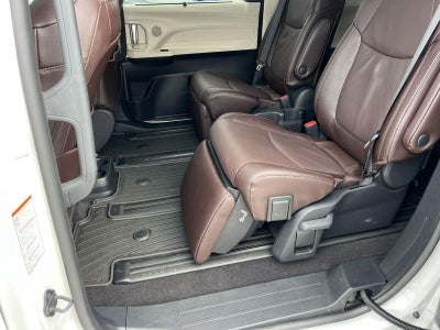 2023 Toyota Sienna Platinum