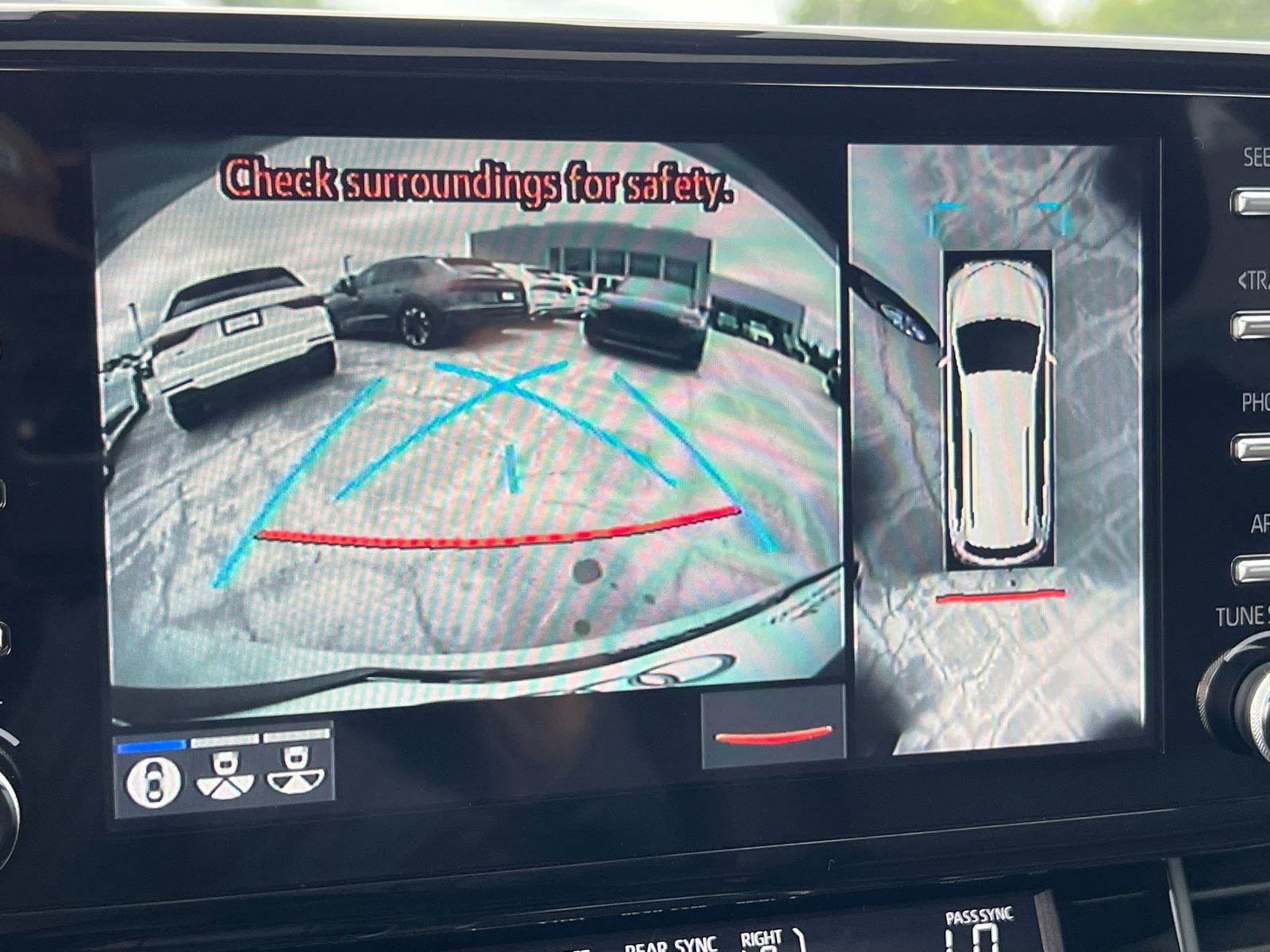 2023 Toyota Sienna Platinum