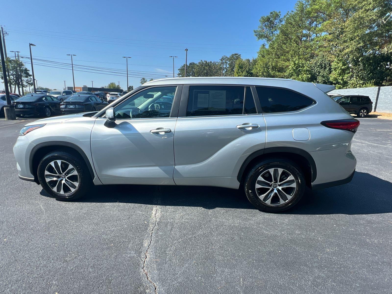 2023 Toyota Highlander XLE