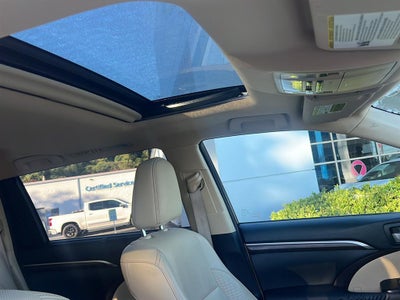 2014 Toyota Highlander Limited Platinum