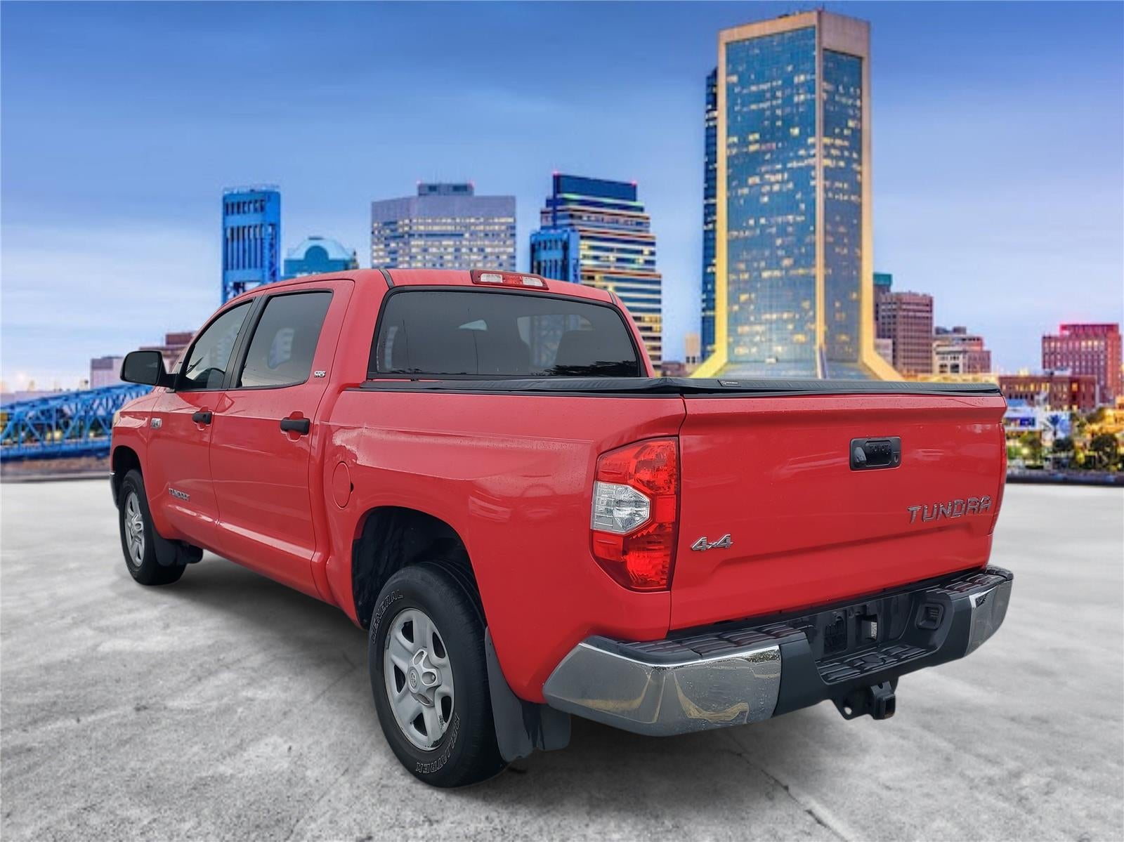 2016 Toyota Tundra Truck SR5