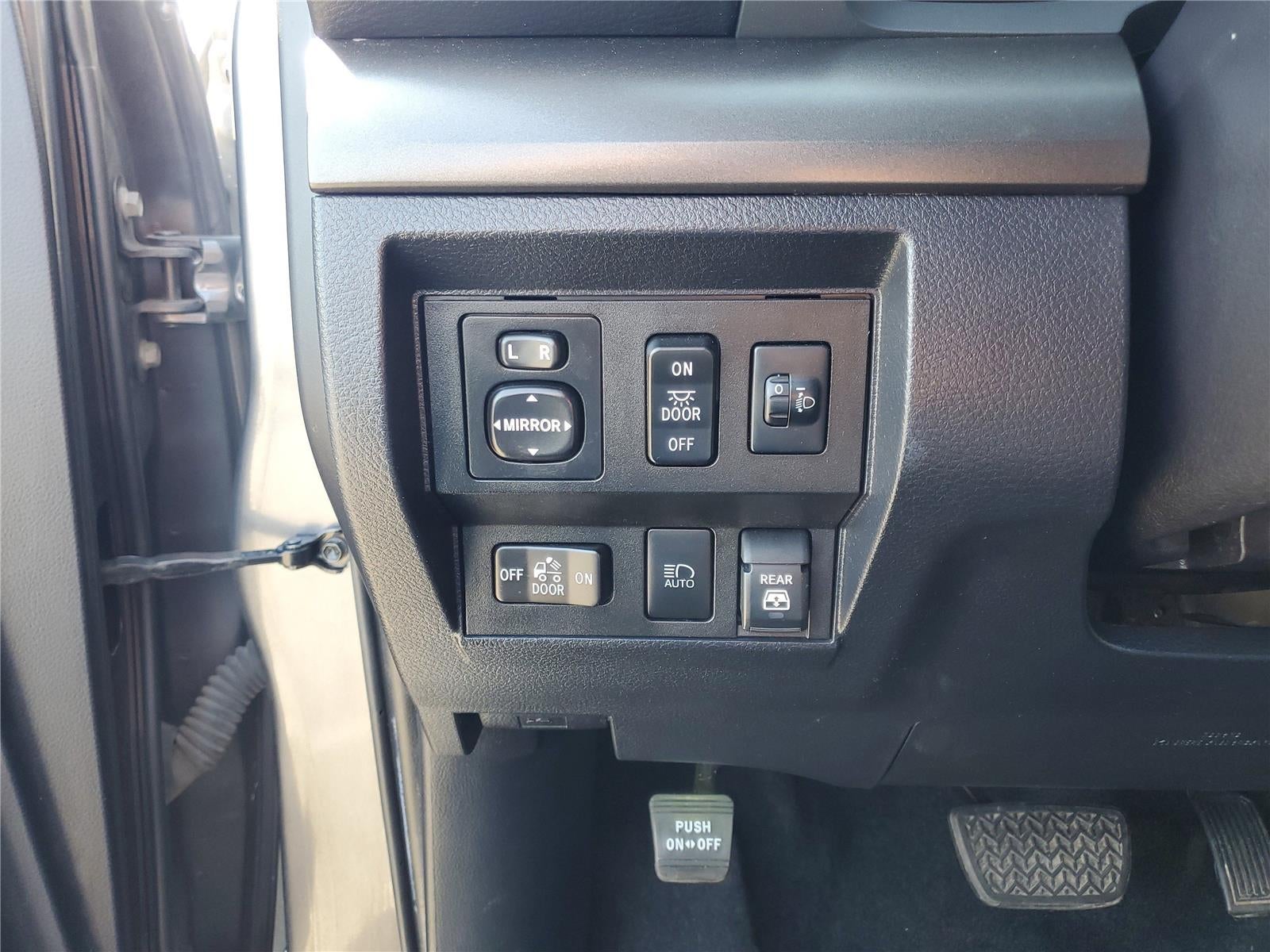 2020 Toyota Tundra 2WD SR5